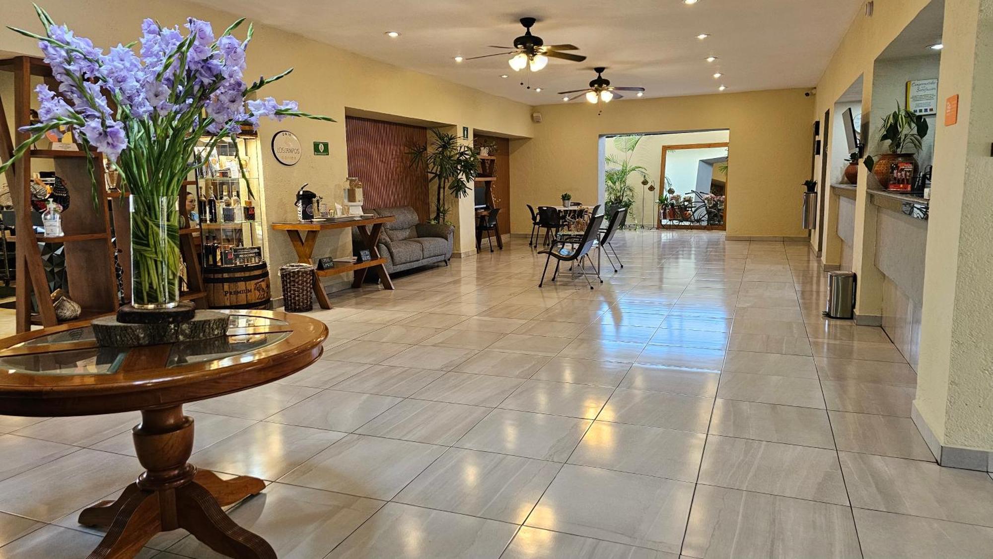 Comfort Inn Córdoba מראה חיצוני תמונה