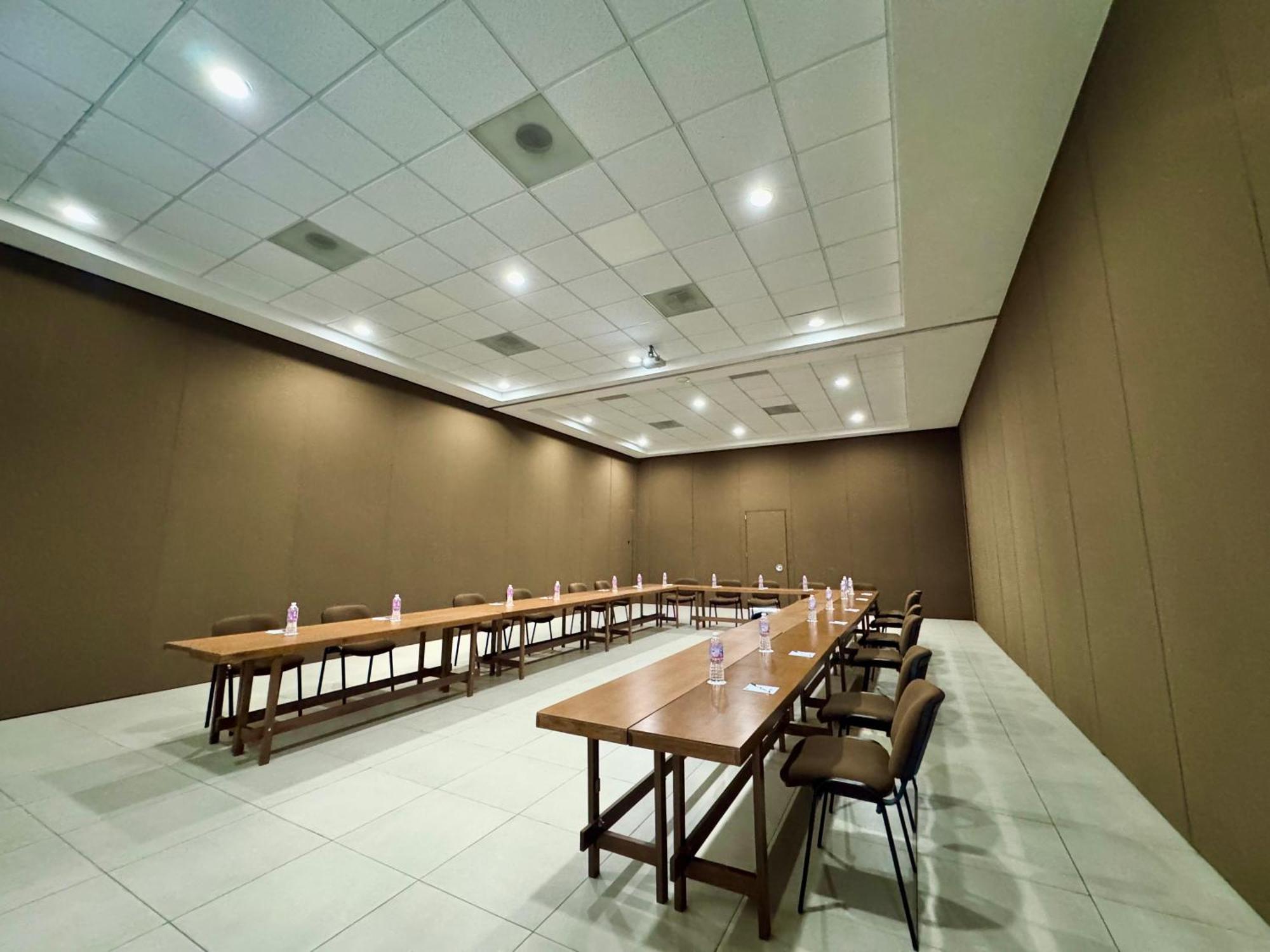 Comfort Inn Córdoba מראה חיצוני תמונה