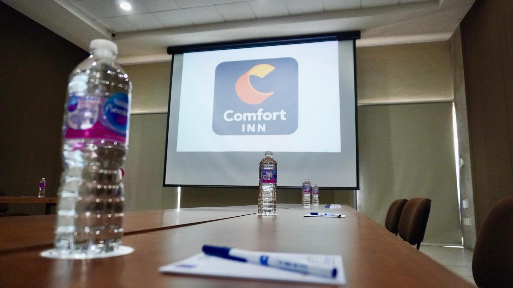 Comfort Inn Córdoba מראה חיצוני תמונה